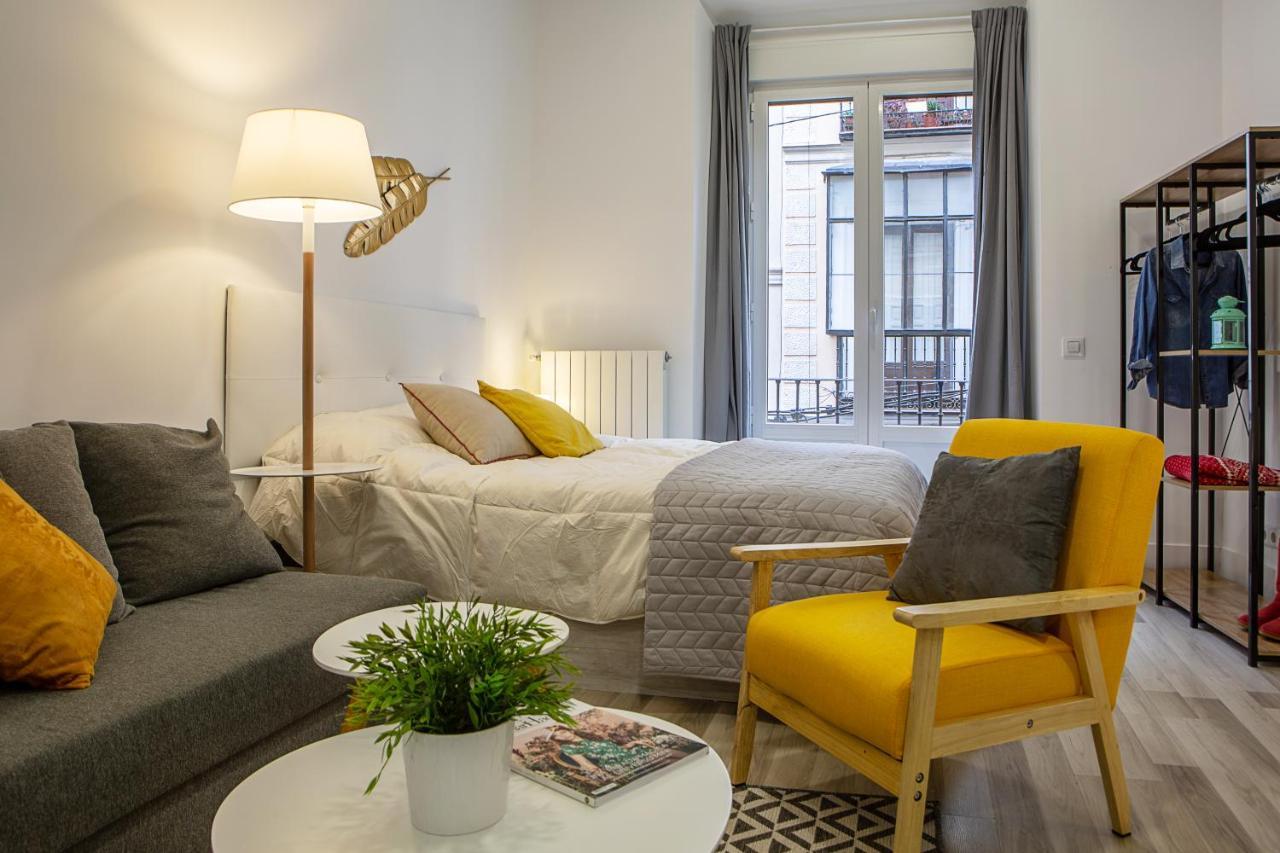 Calle Huertas Coqueto By Regalatemadrid Exteriör bild